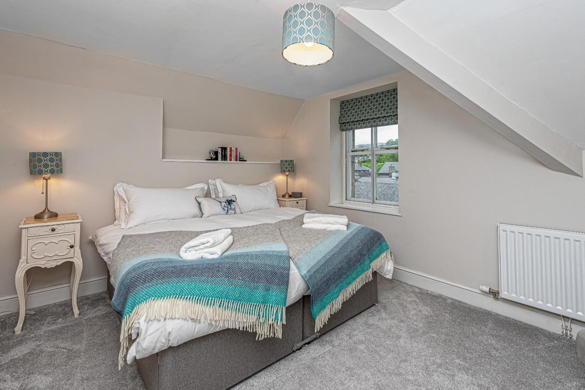 Character Townhouse In Town Centre & Superb Views Villa Dolgellau Exterior photo